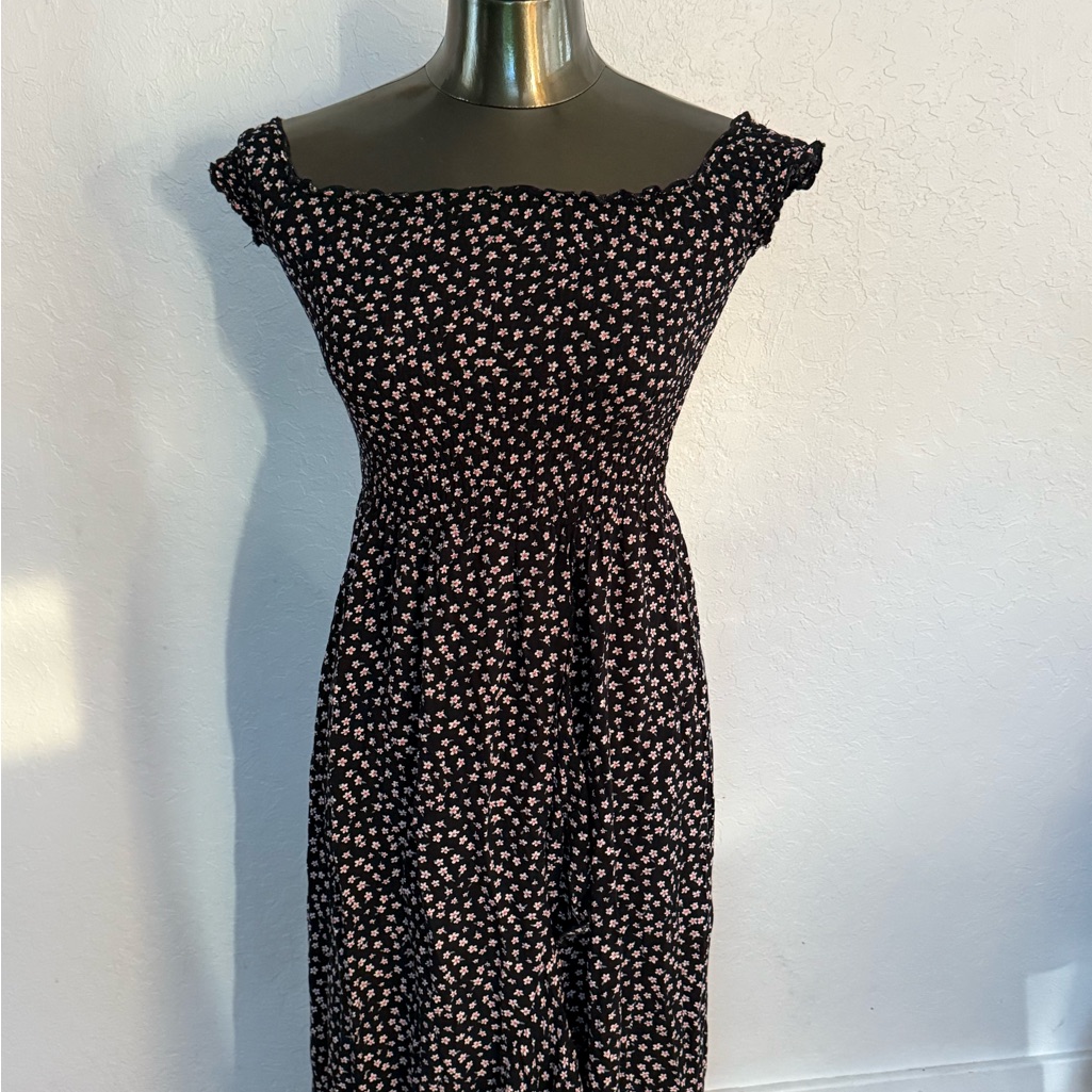 Missguided + Black And White Midi Dress